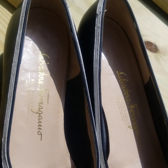 Shoes - Picture 3 of 8